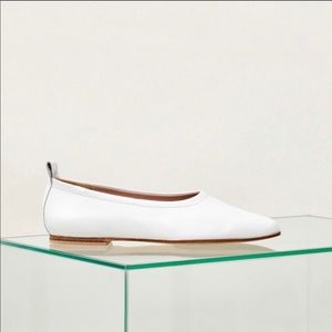 Essen white ballet flats